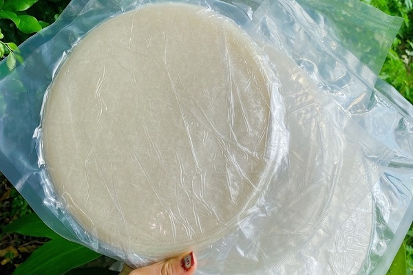 Bánh tráng phơi sương là gì?