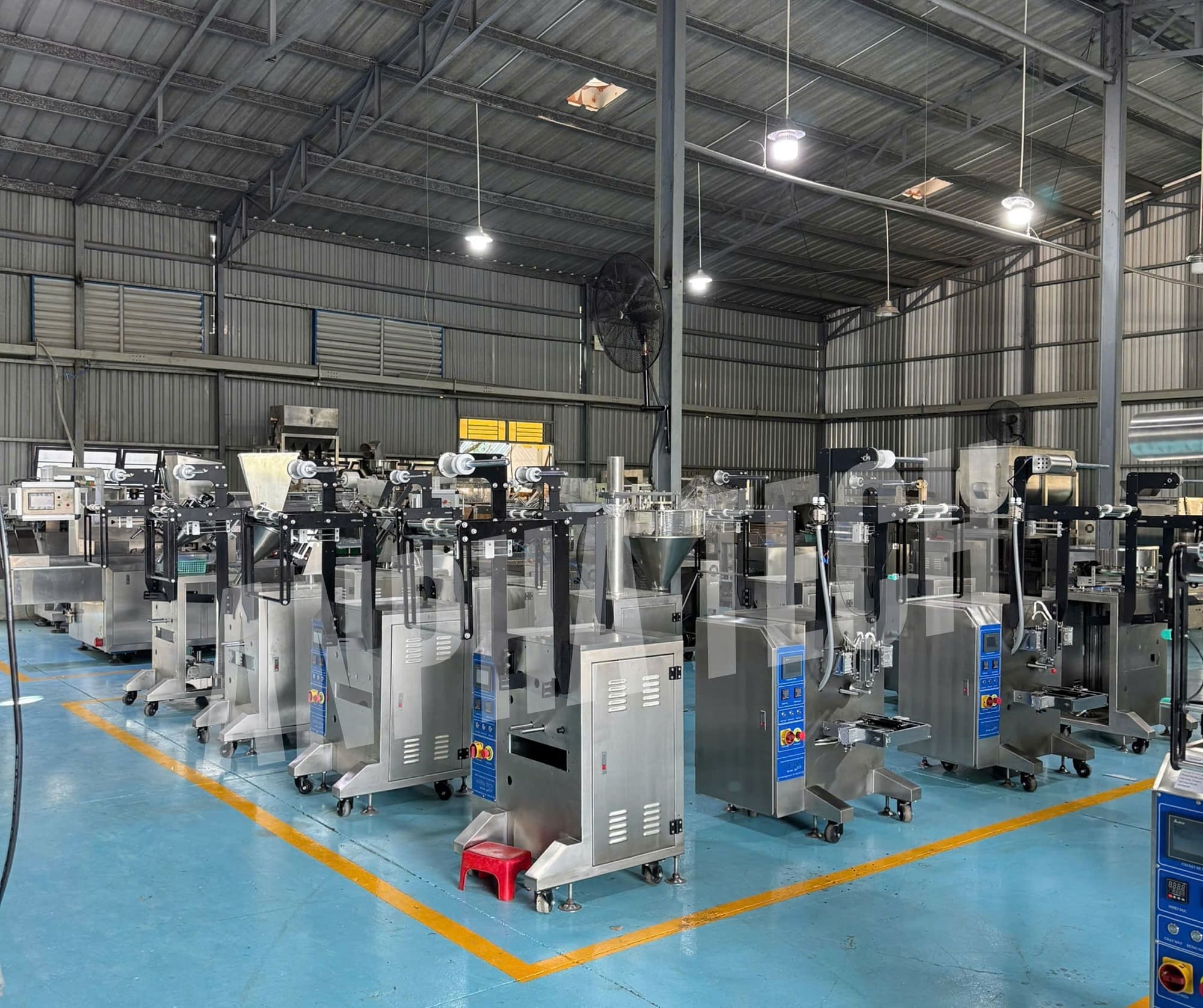 Mua máy dán màng seal nhôm công nghiệp giá tốt tại Anpha Tech